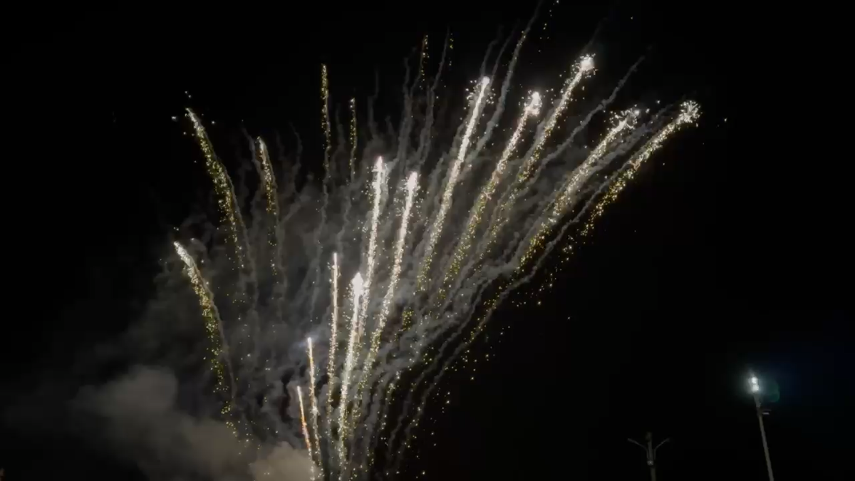 Spectacol de artificii exterior
